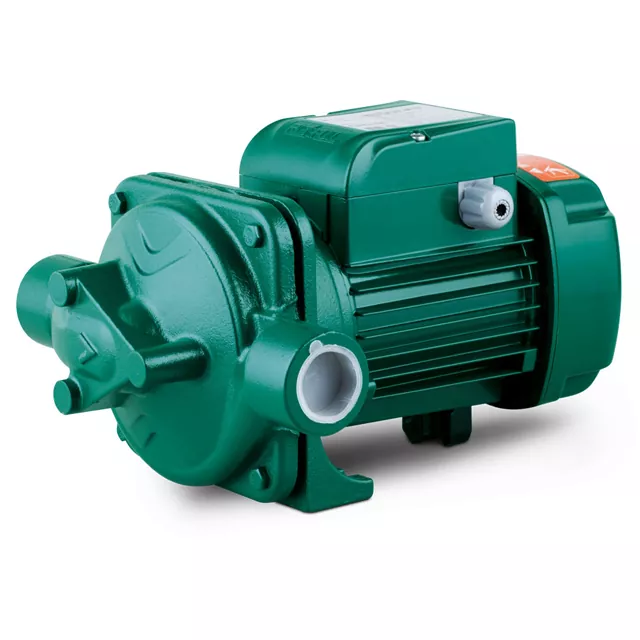 In-line centrifugal vattenpump